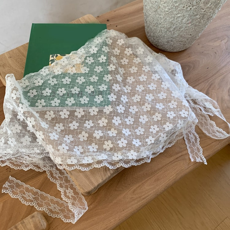 Elegant White Lace Triangle Scarf Floral Breathable Fashion Headscarf for Travel and Photography